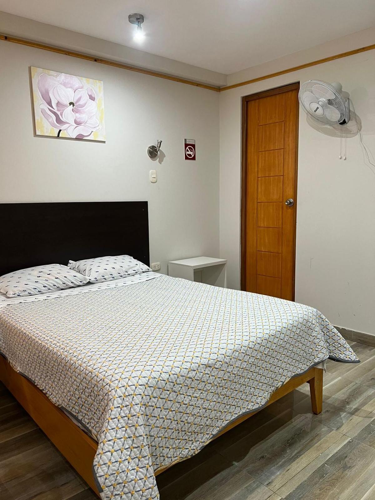 Paris Senlis Hostel Plus ชิมโบเต ภายนอก รูปภาพ